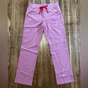 Figs limited edition Chalk Pink scrub set